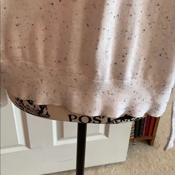 H&M White Sweater with Navy Speckles - Picture 4 of 4